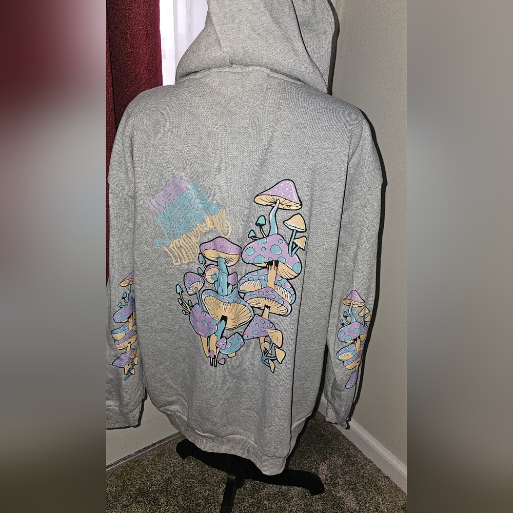 🆕 New Women's Plus Size 1XL Pullover Hoodie